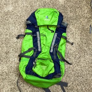 Used Adjustable Fox 40 backpacking backpack
